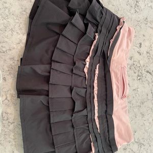 Lululemon ruffle pink / black tennis skirt